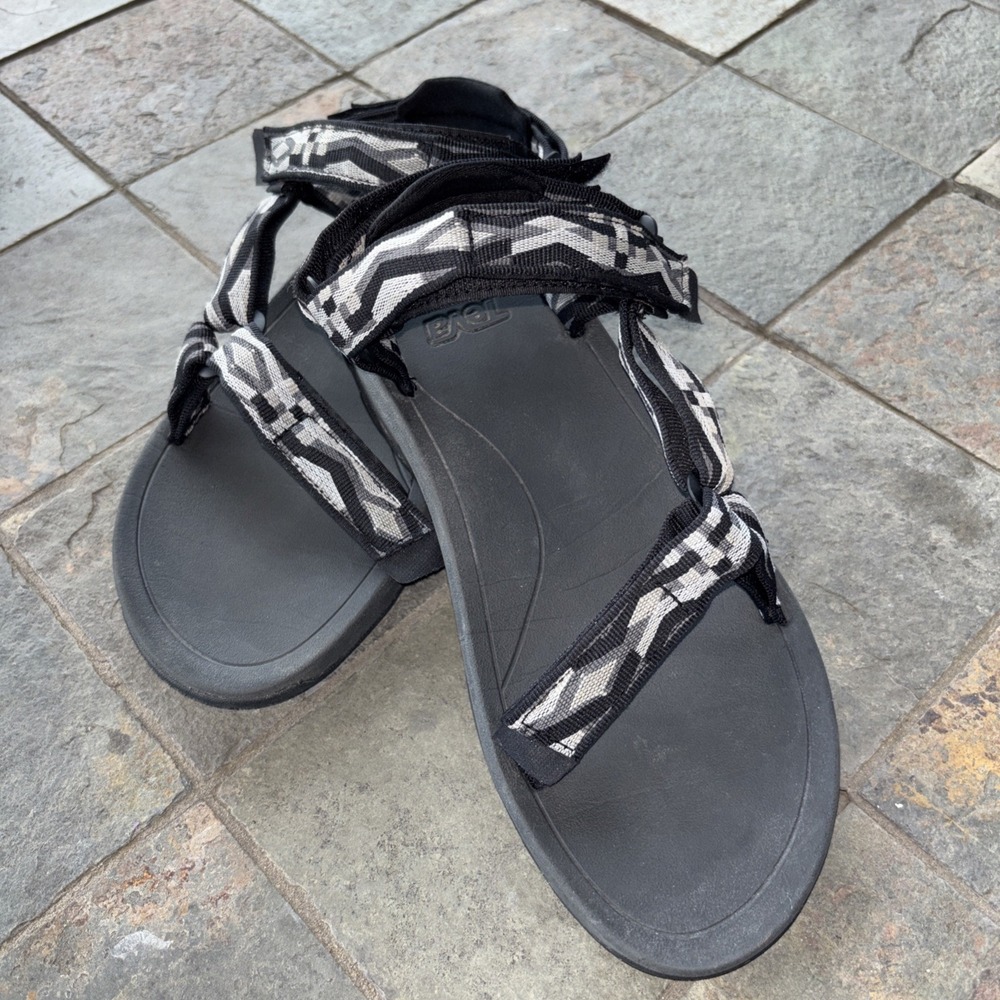 Teva Men's Black and Gray Geometric Strap Sandals Size 7